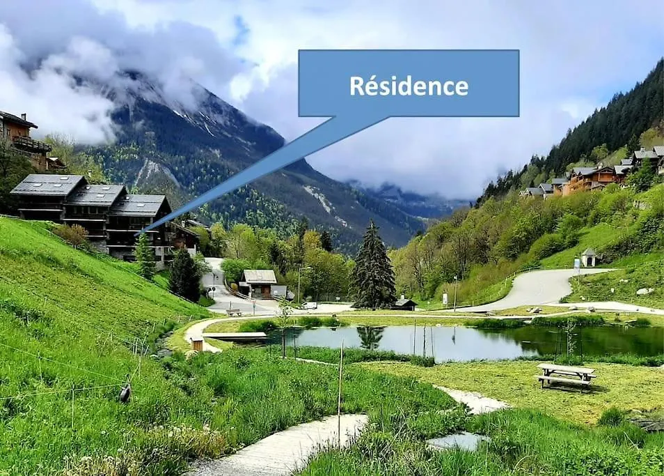 Paradiski - Flat With Mountain Views La Plagne